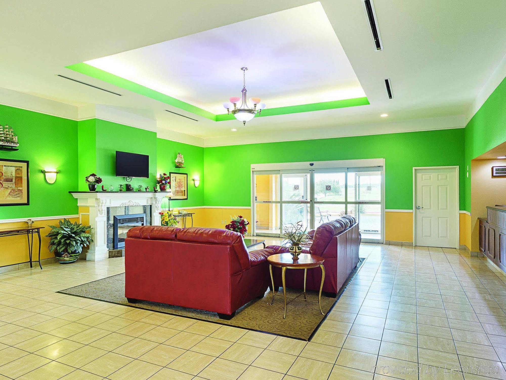 Baymont Inn & Suites Brenham Εξωτερικό φωτογραφία