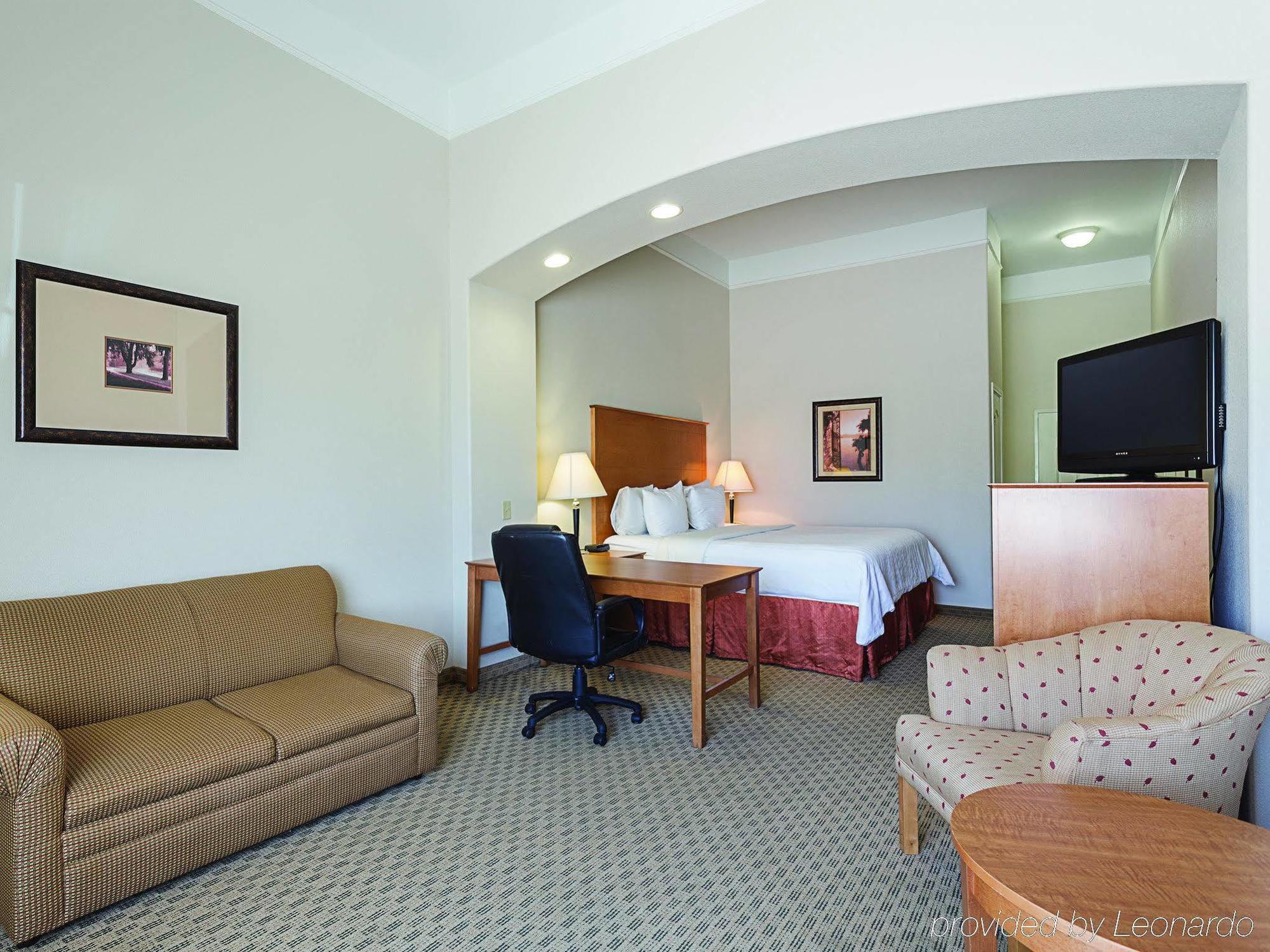 Baymont Inn & Suites Brenham Εξωτερικό φωτογραφία