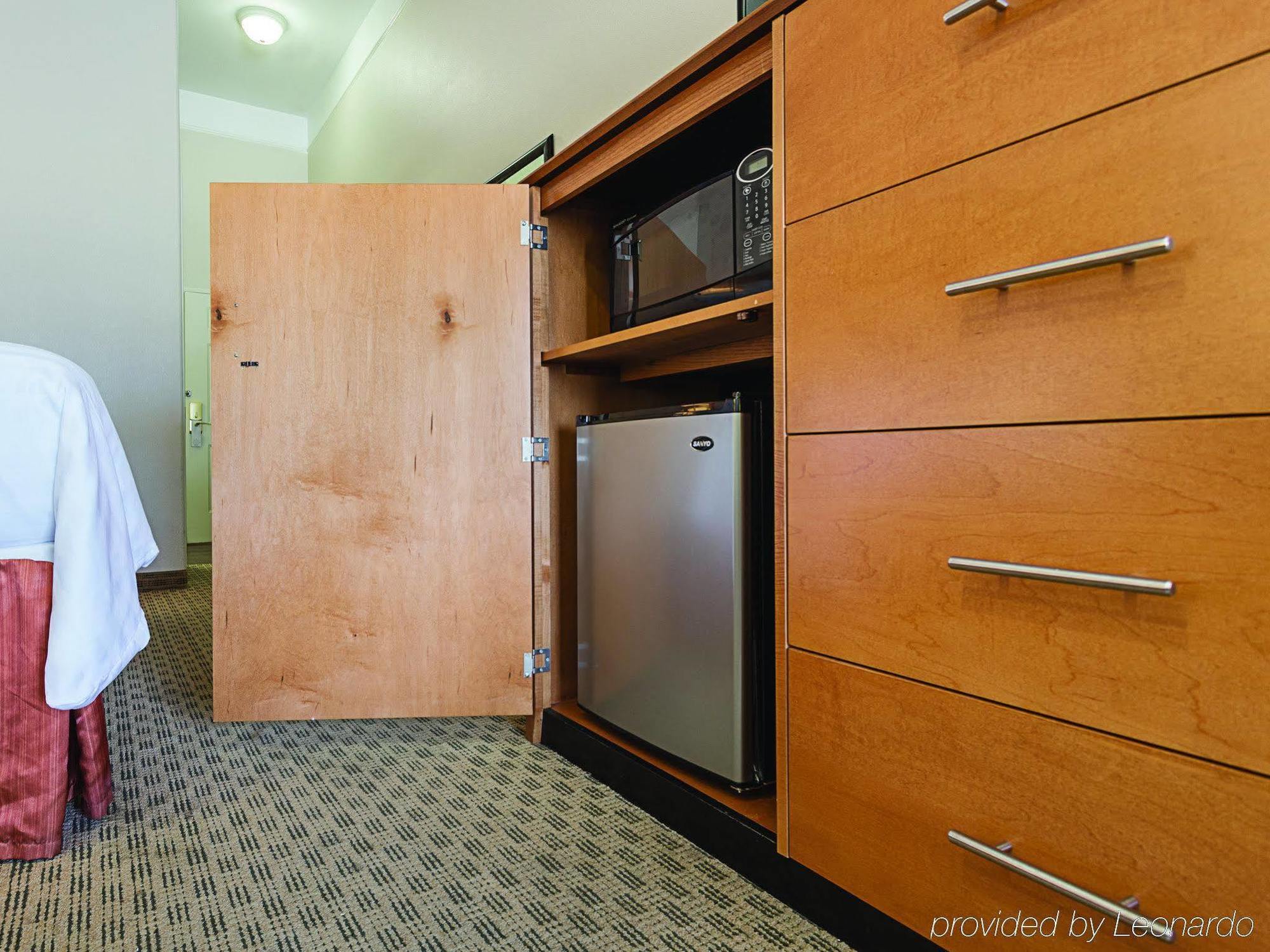 Baymont Inn & Suites Brenham Εξωτερικό φωτογραφία