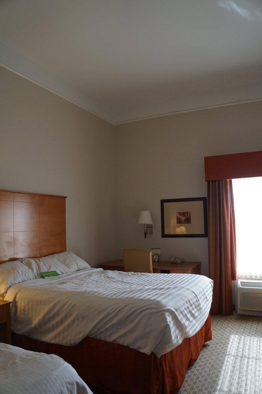 Baymont Inn & Suites Brenham Εξωτερικό φωτογραφία
